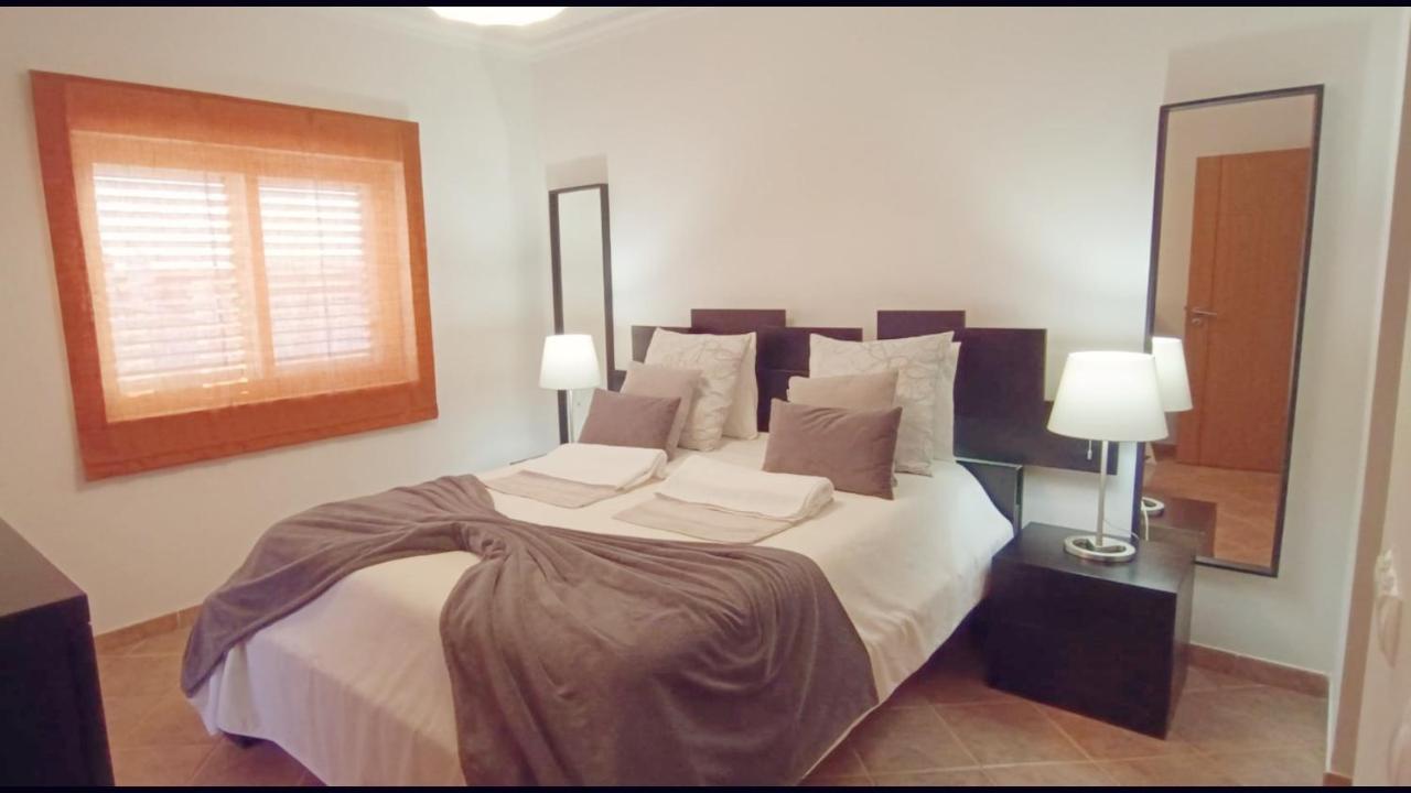 Recanto Das Tertulias - Apartamento 3 Quartos - Perfeito Para Familias E Amigos Apartment Lagos Bagian luar foto